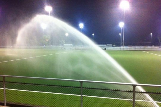 Hockeyveld beregening